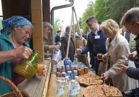 Verkehrsausschuss besucht SAB - Sondernach