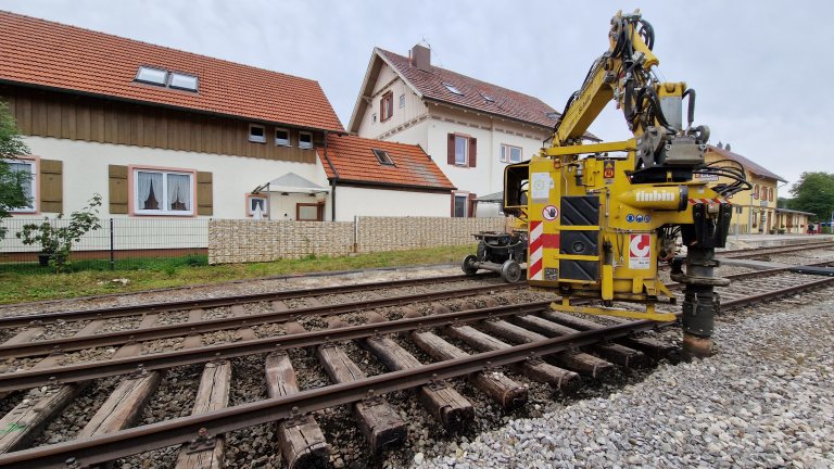 Weichenumbau im Bf Münsingen